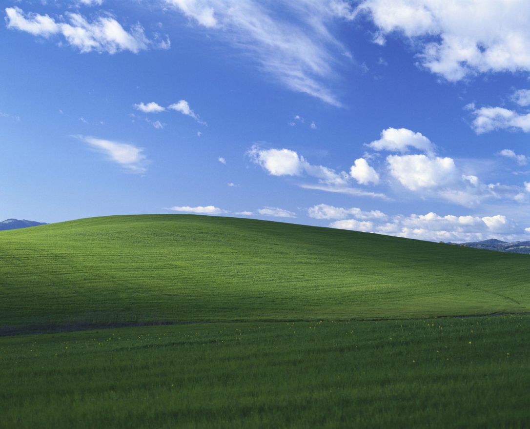 Bliss, Windows XP, Grüne Wiese, Blauer Himmel, Wolken, Hintergrundbild