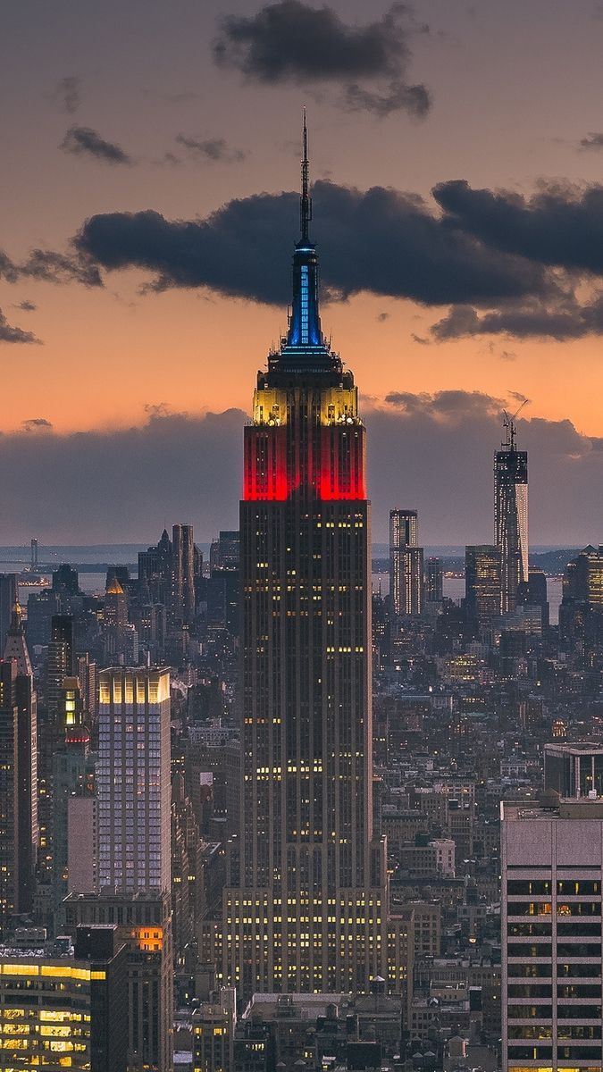 Empire State Building, New York City, Manhattan, Wolkenkratzer, Sonnenuntergang, Wolken, Smartphone-Hintergrund