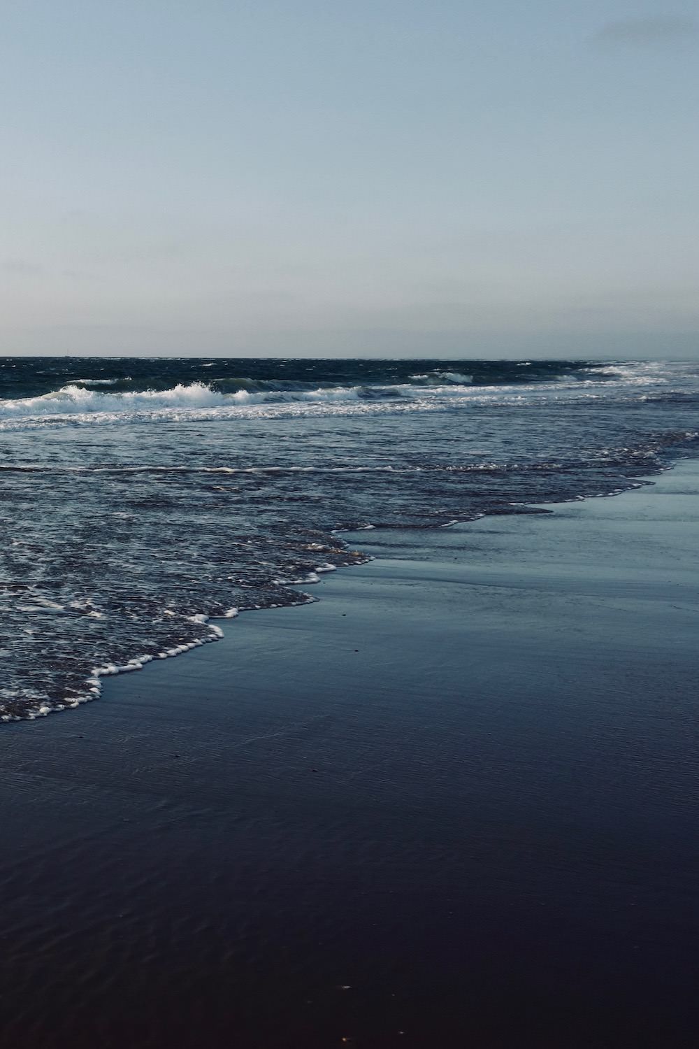 Strand, Dunkel, Wellen, Nasser Sand, Dämmerung, HD, Handy-Hintergrund im Hochformat
