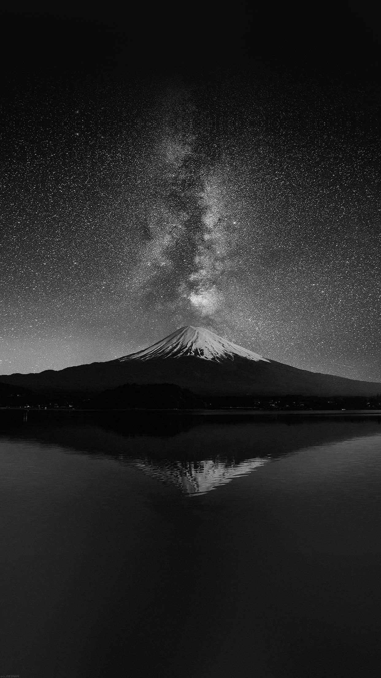 Fuji, Milchstraße, Spiegelung, Schwarz-Weiß, Nacht, Full HD, Hintergrundbild fürs Handy