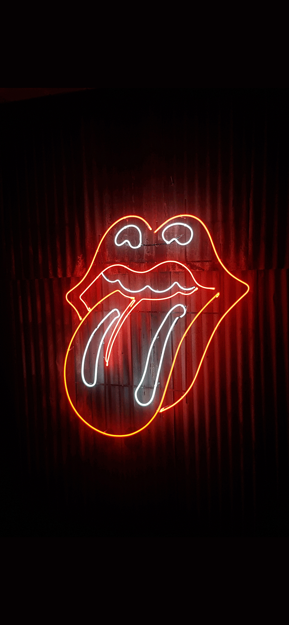 The Rolling Stones, Zungen-Logo, Rot, Schwarzer Hintergrund, Neonlinien, Sperrbildschirm fürs iPhone
