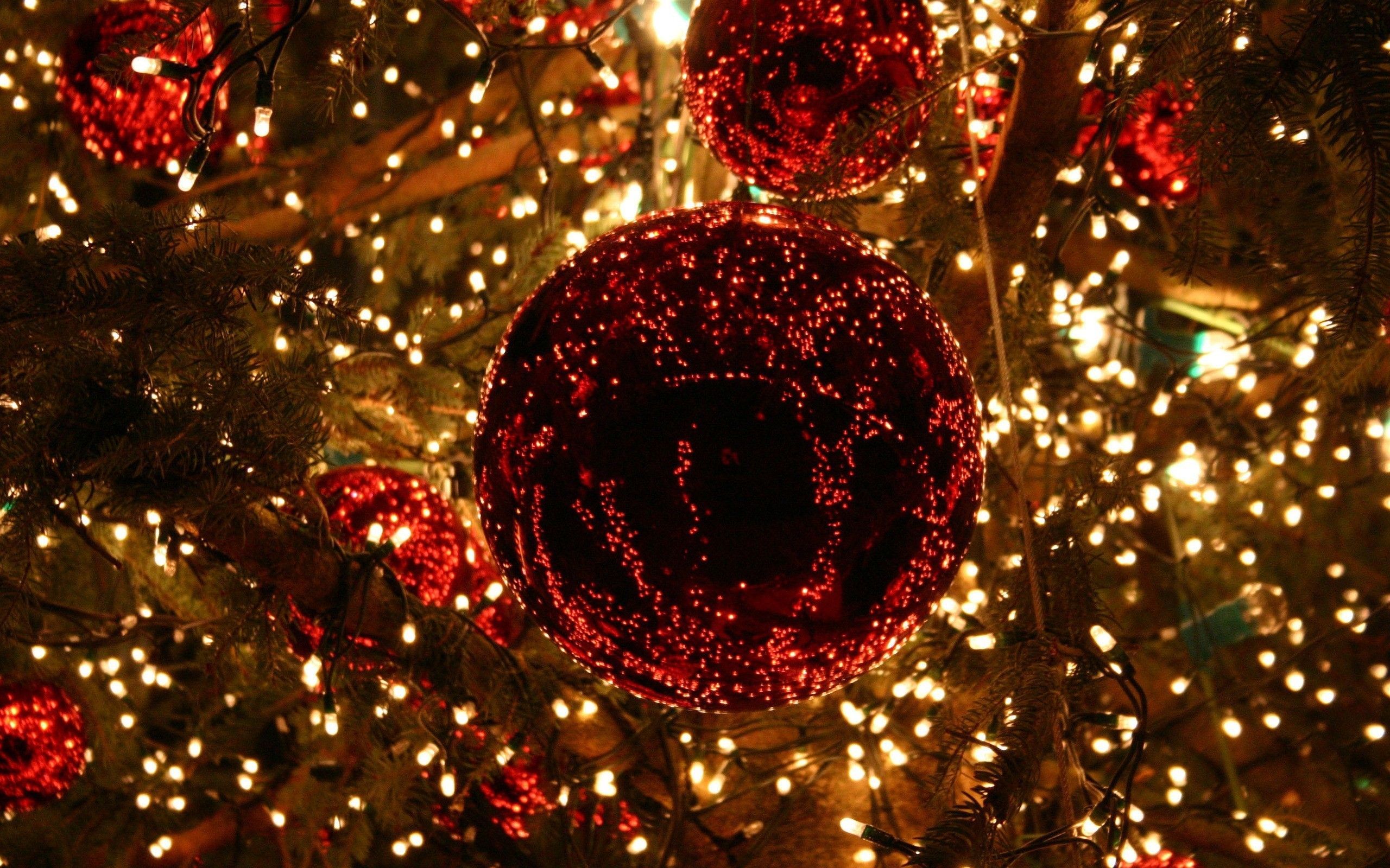 Christbaumkugel, Lichterkette, Rot, Gold, Funkeln, 16:10, 2K-Hintergrundbild für den Desktop