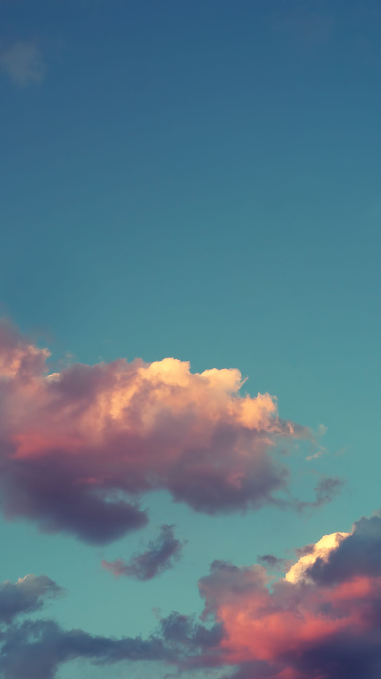 Wolken, Himmel, Sonnenuntergang, Türkis, Rosa Wolken, iPhone-17-Hintergrundbild