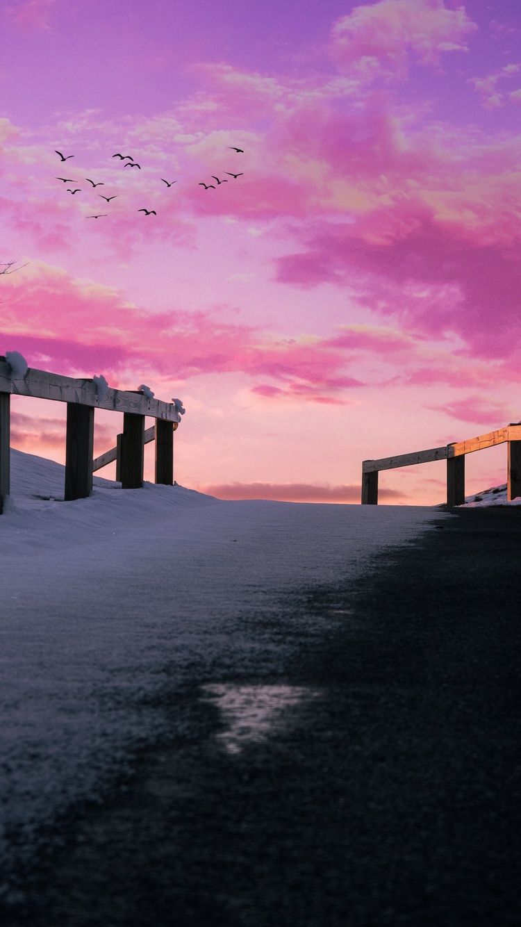 Pier, Abendhimmel, Pinker Himmel, Wolken, Dämmerung, Sperrbildschirm fürs iPhone 17