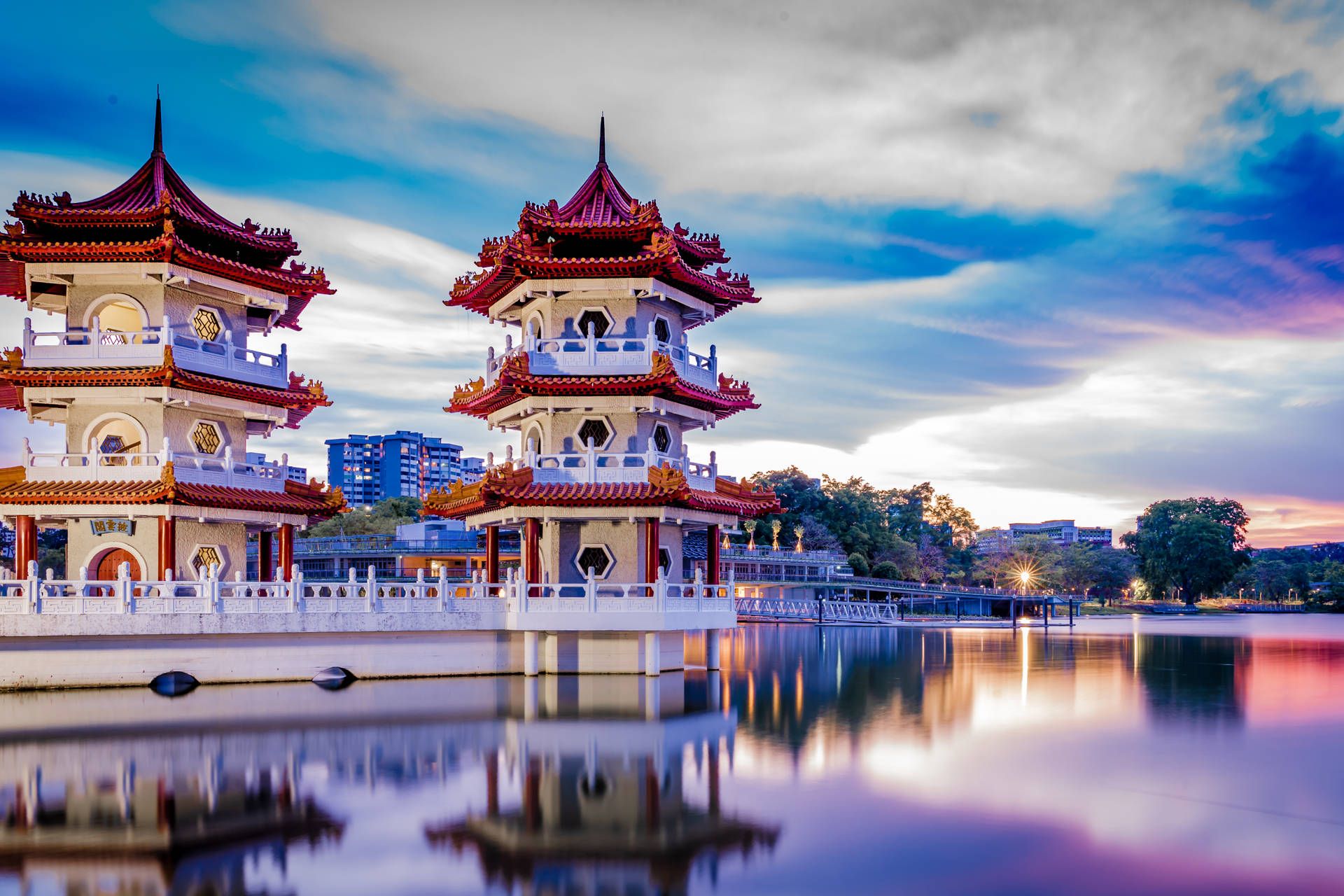 Zwillingspagoden, Chinese Garden, Singapur, See, Spiegelung, Wolken, Full HD, PC-Hintergrundbild