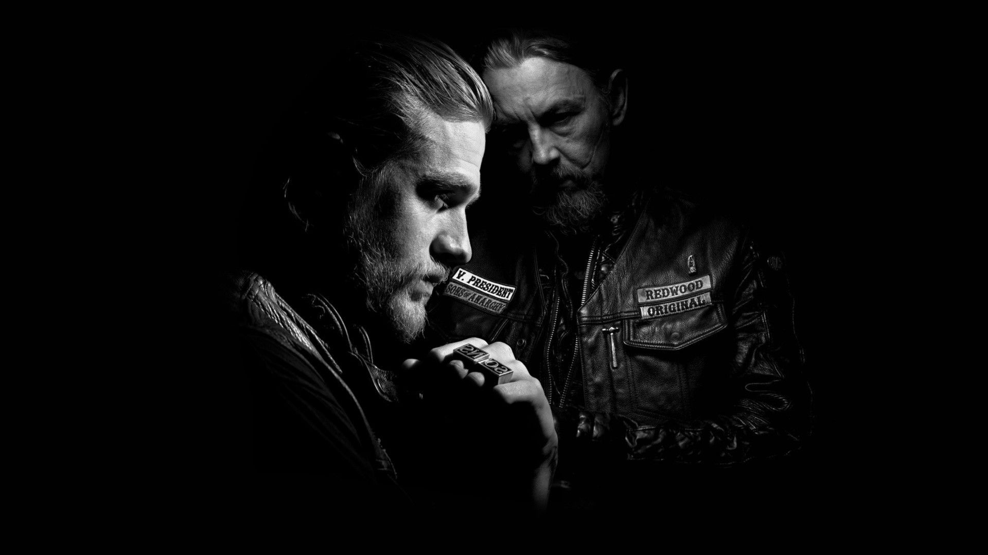 Jax Teller, Charlie Hunnam, Sons of Anarchy, Schwarzer Hintergrund, Dunkel, Full HD Wallpaper