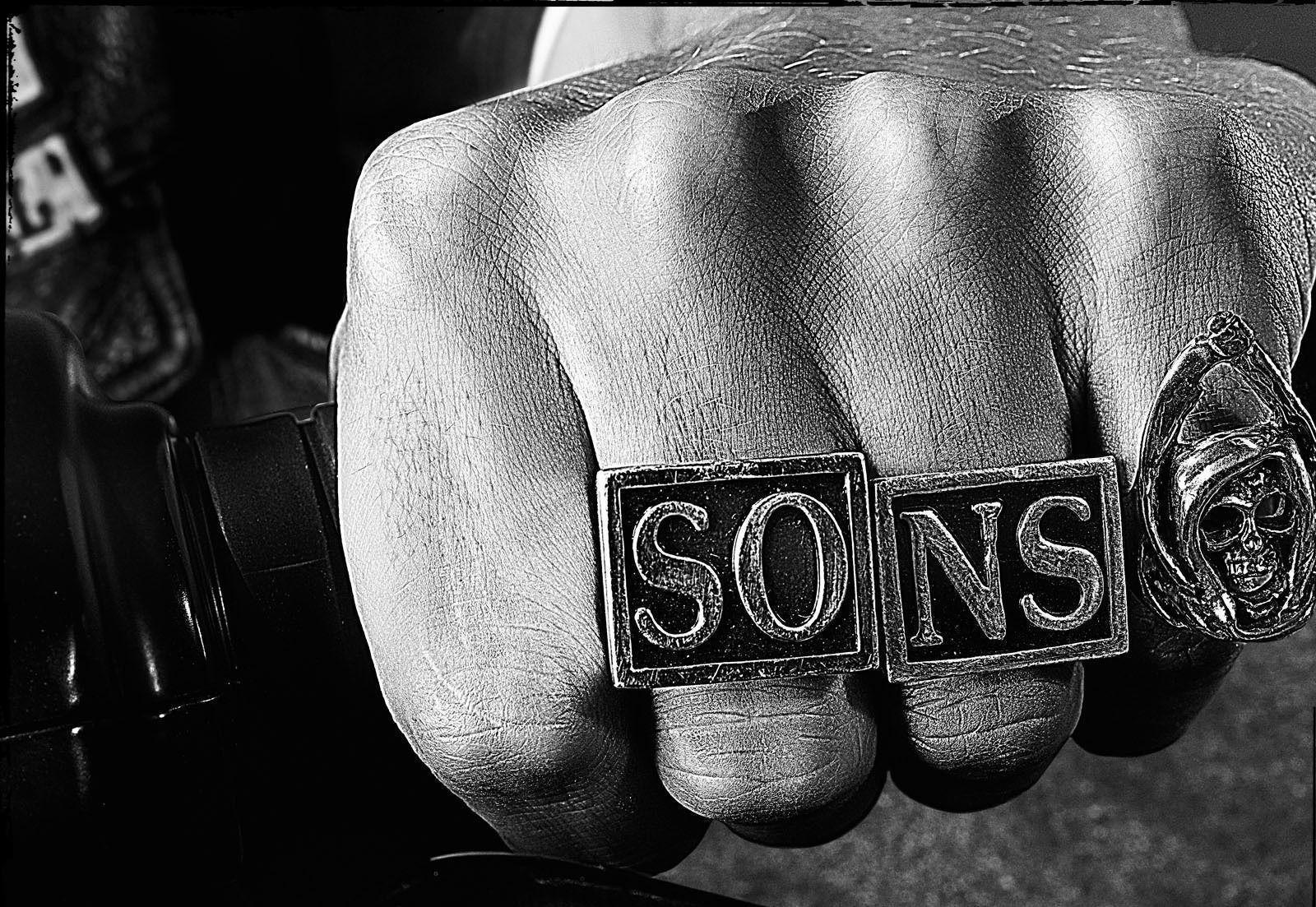 Sons of Anarchy, Sons-Ringe, Faust, Schwarz-Weiß, Nahaufnahme, HD, Laptop-Hintergrundbild
