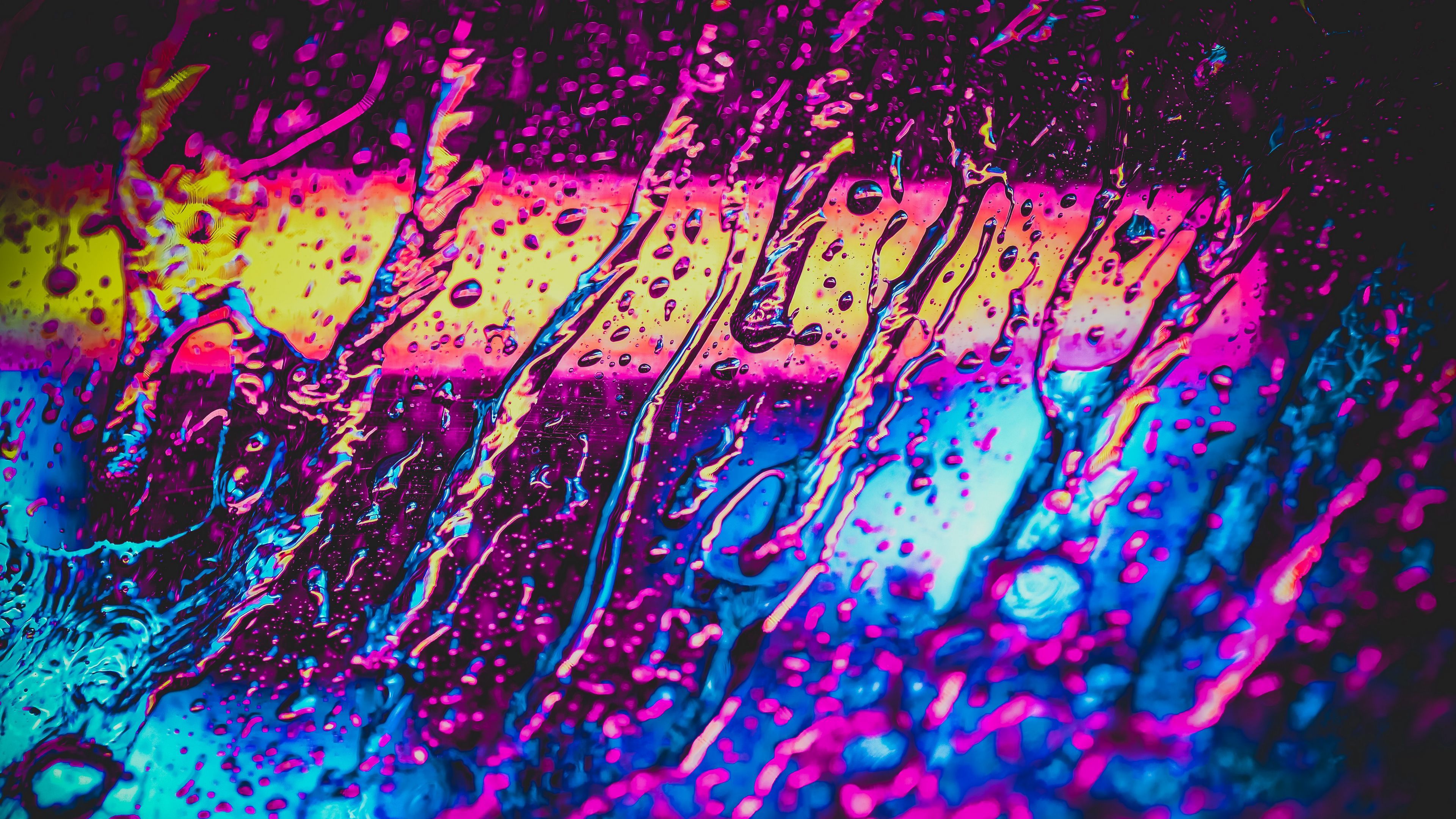 Wassertropfen, Glas, Neonschrift, Pink, Gelb, Unschärfe, 4K, PC-Hintergrundbild
