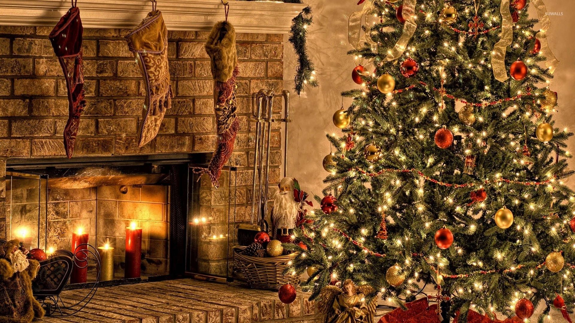 Weihnachtsbaum, Kamin, Strümpfe, Kerzen, Gemütlich, 1920x1080, Full-HD-Hintergrundbild für PC