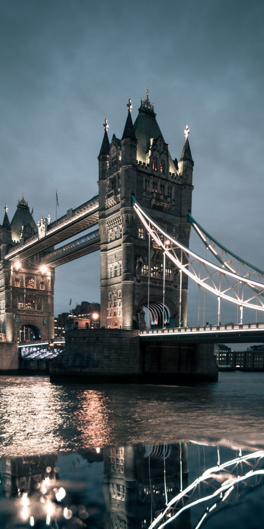 Tower Bridge, London, Nacht, Spiegelung, Themse, Full HD, Hintergrundbild fürs Handy