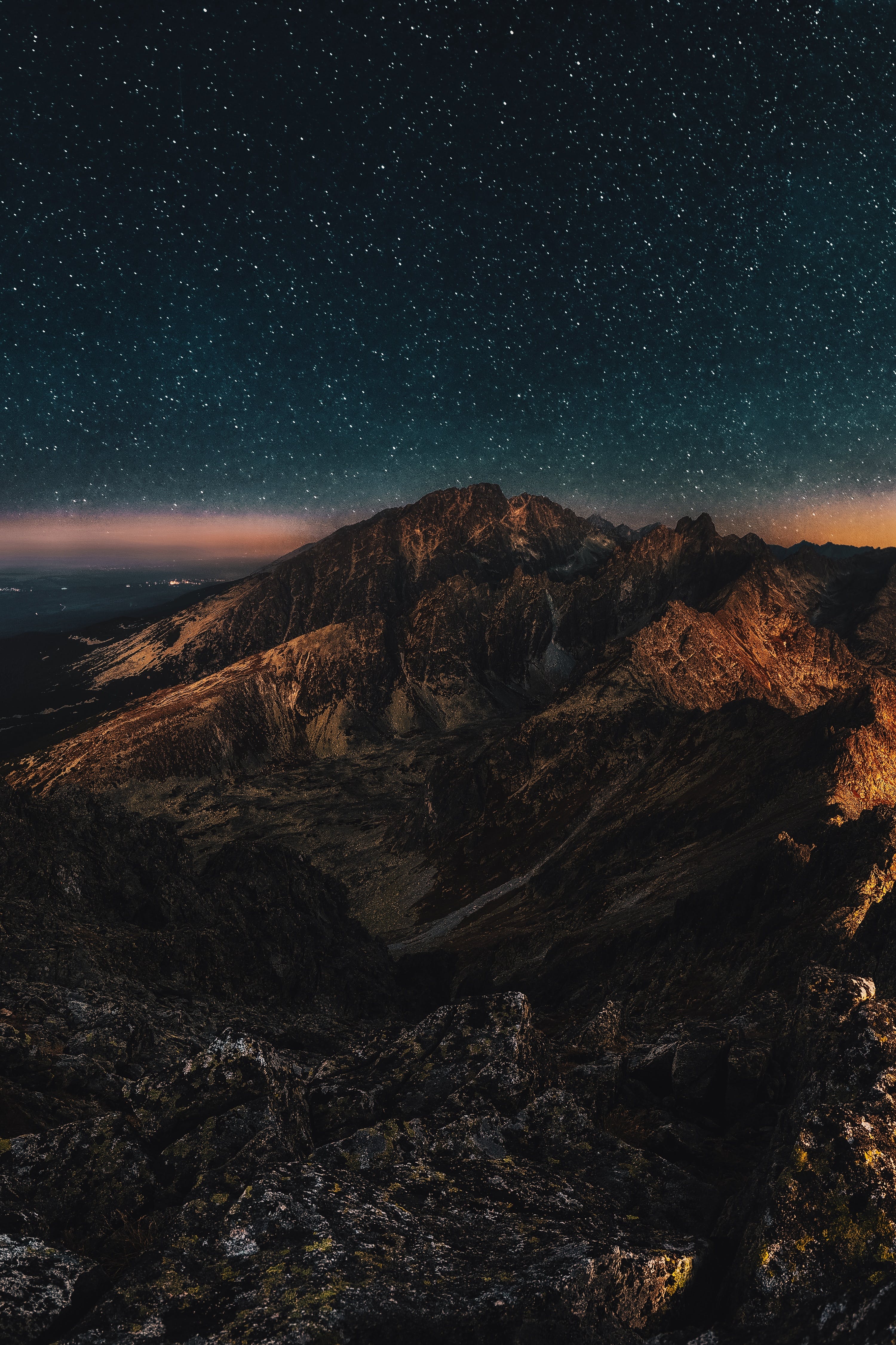 Berg, Sternenhimmel, Nacht, Landschaft, QHD+, Handy-Hintergrund im Hochformat