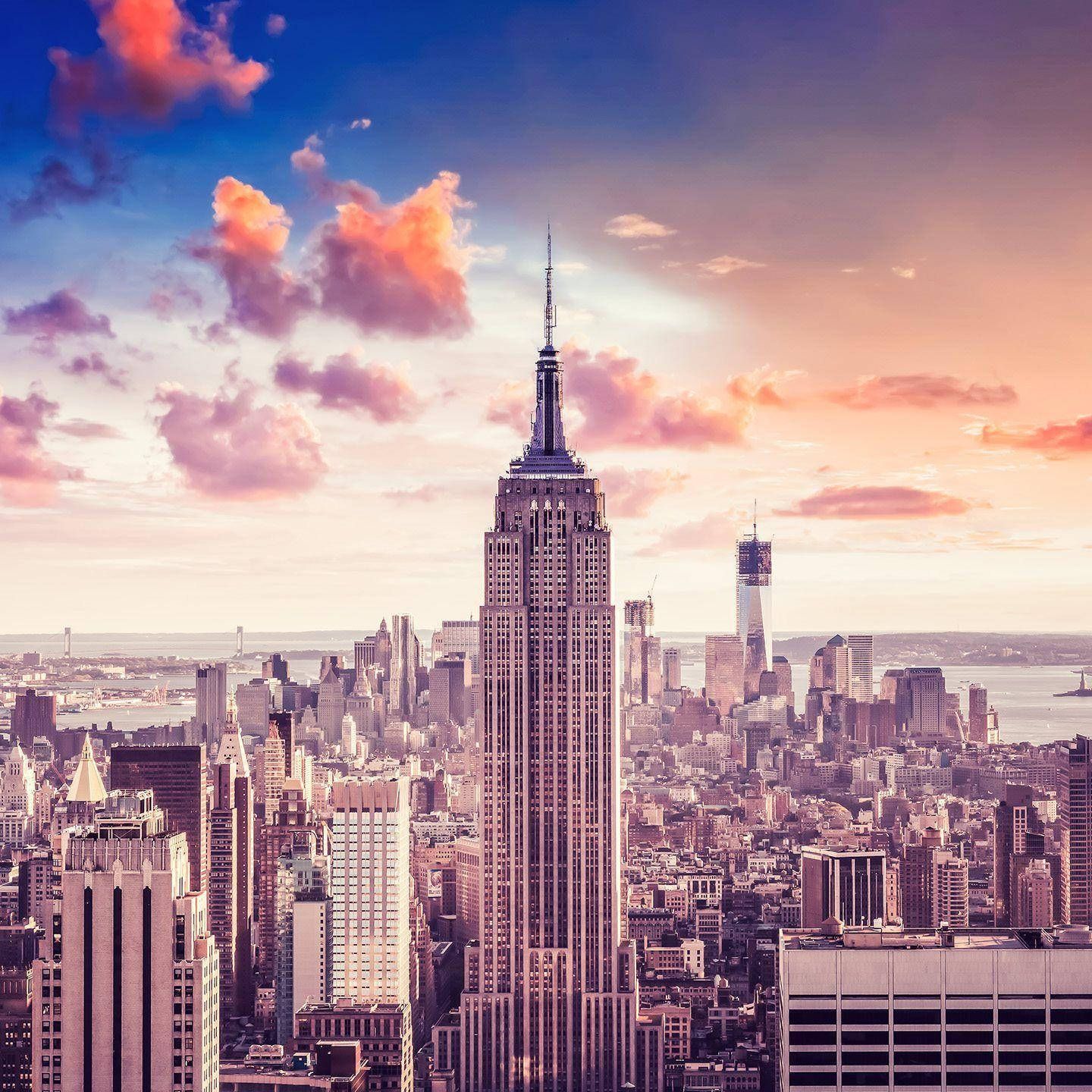 Empire State Building, Midtown Manhattan, New York, Rosa Wolken, Stadtpanorama, Dämmerung, HD-Tablet-Hintergrundbild