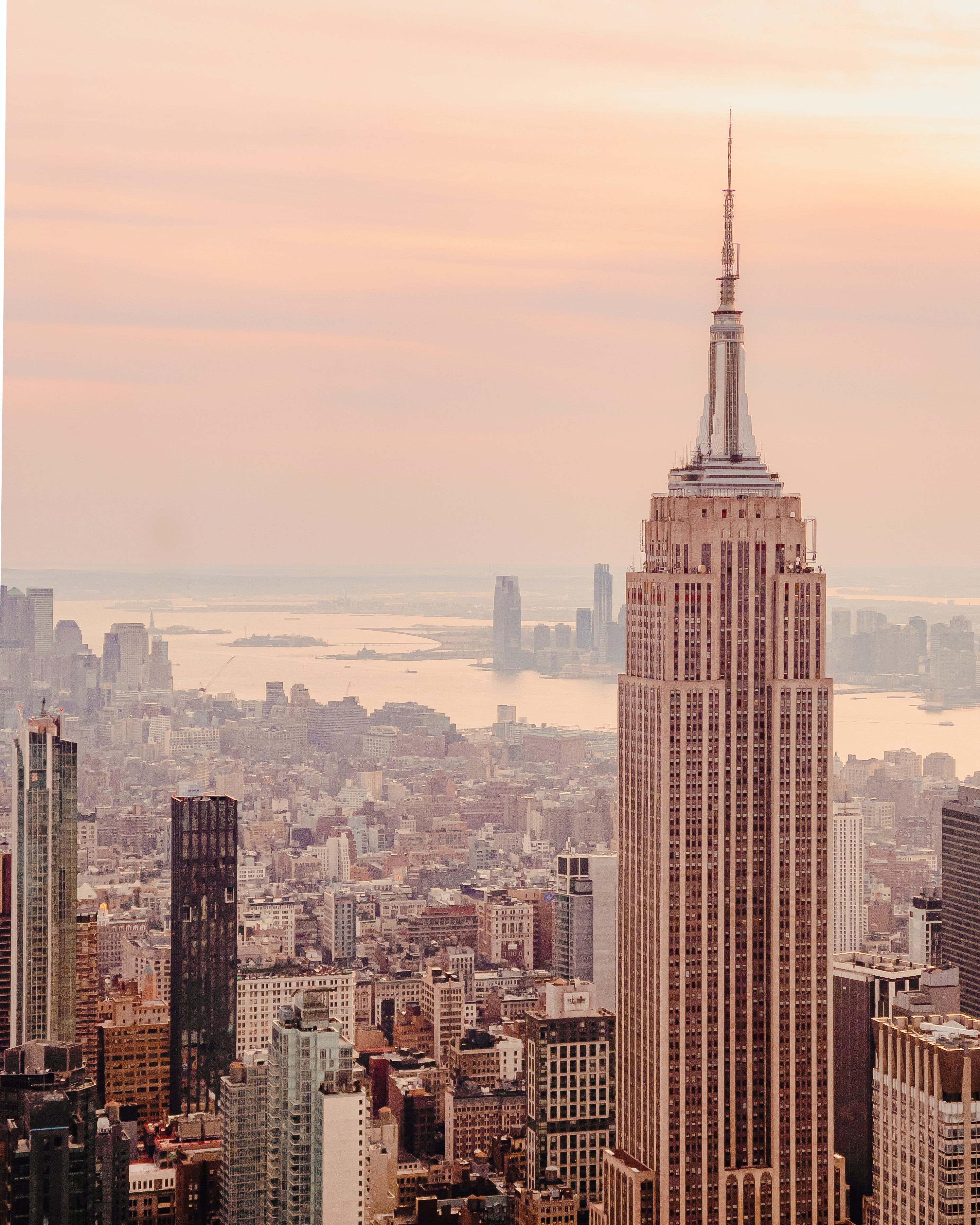 Empire State Building, Manhattan, Pastellhimmel, Dunst, Skyline, Hintergrundbild fürs iPad