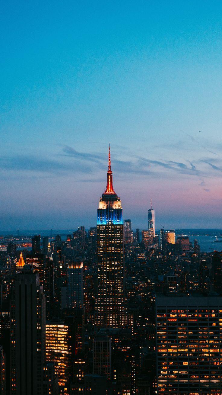 Empire State Building, Blaue Stunde, Manhattan, Abenddämmerung, Stadtlichter, Smartphone-Hintergrund