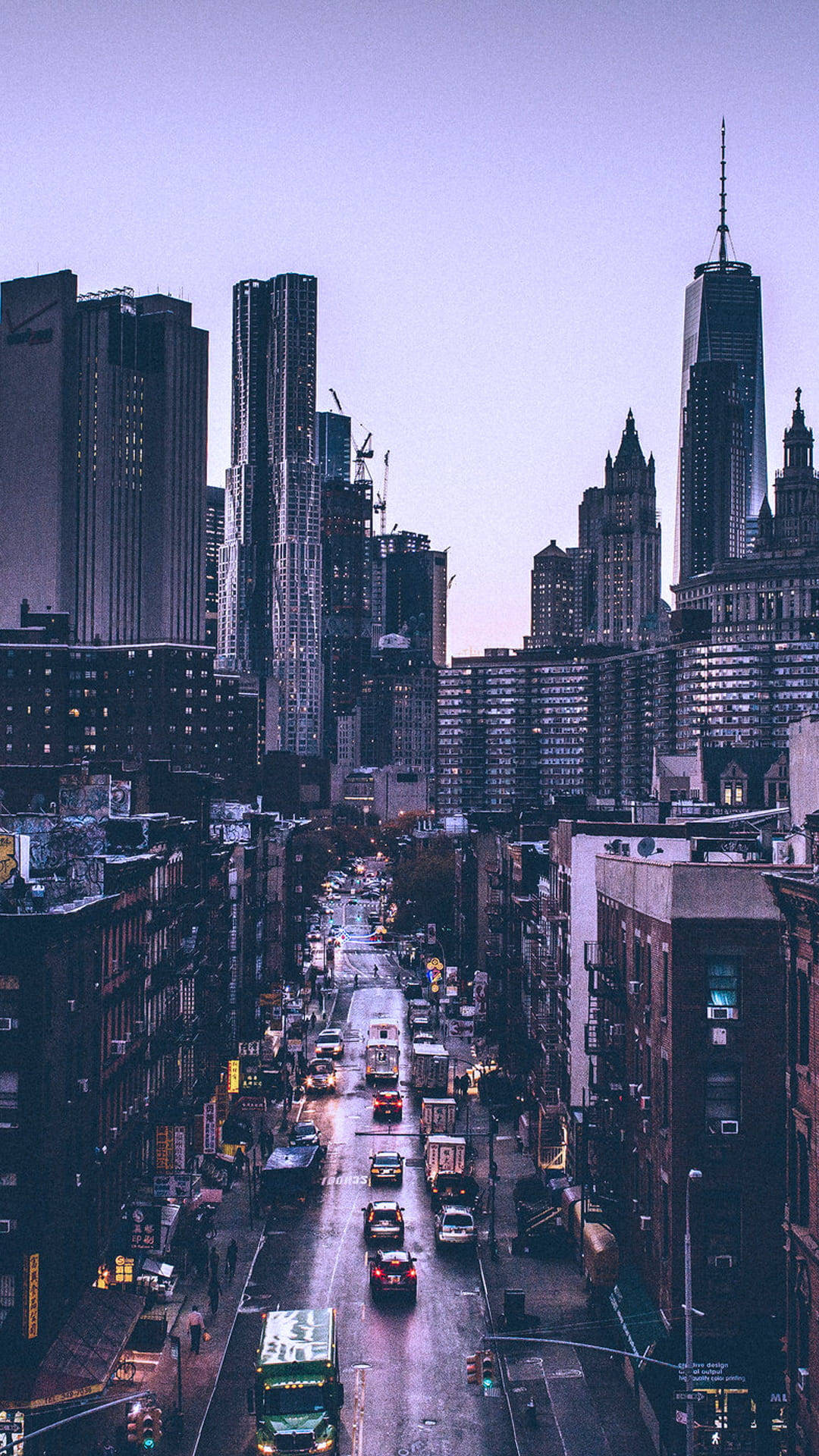 One World Trade Center, Lower Manhattan, Straßenschlucht, Lila, Hintergrundbild fürs Handy