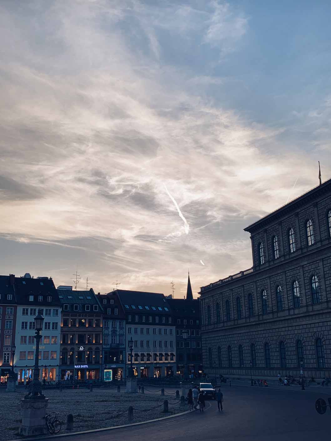 München, Platz, Bewölkt, Abend, Architektur, HD, Hintergrundbild fürs Tablet