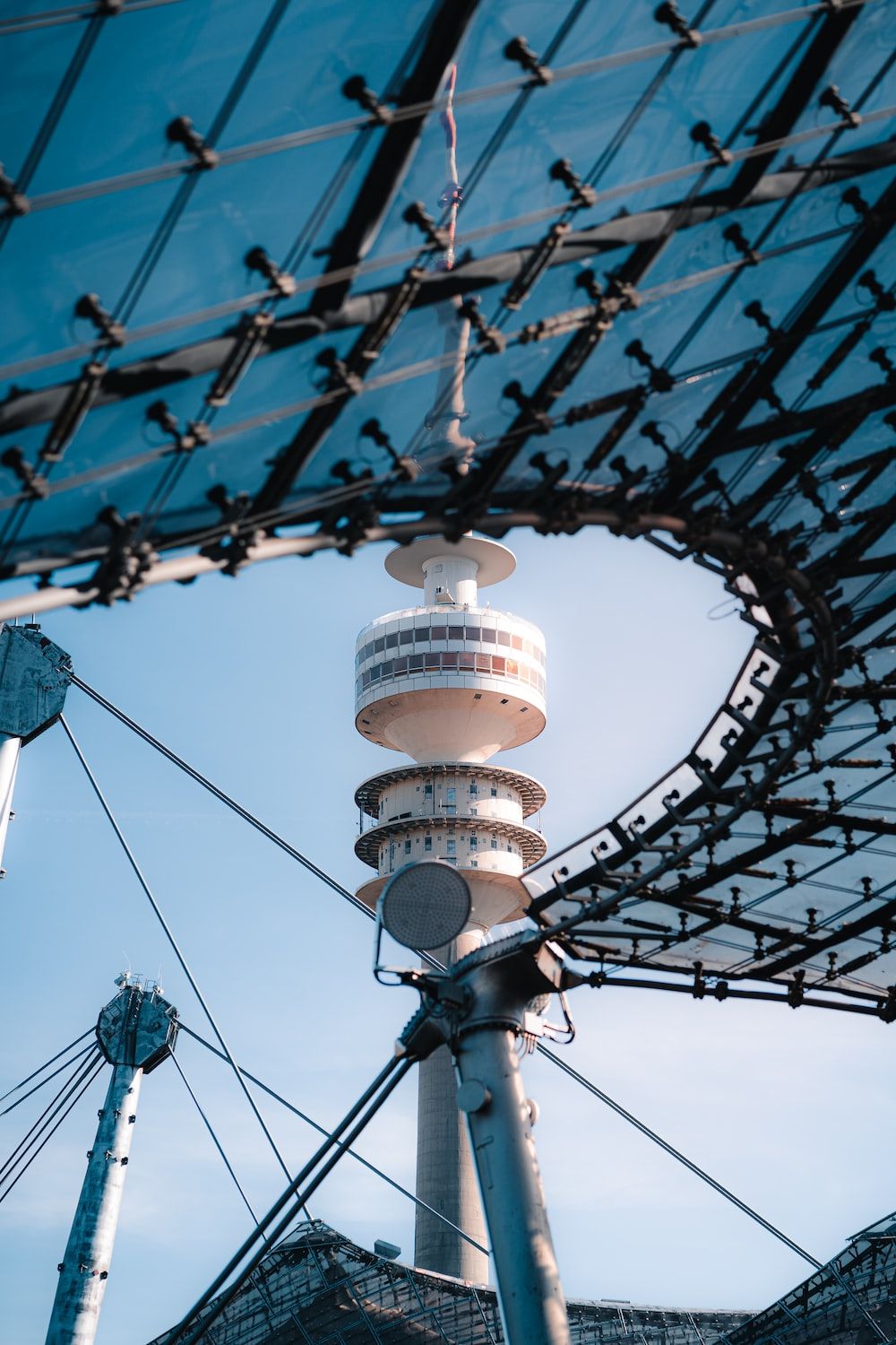 Olympiaturm, Olympiapark, München, Zeltdach, Froschperspektive, HD, Handy-Hintergrundbild