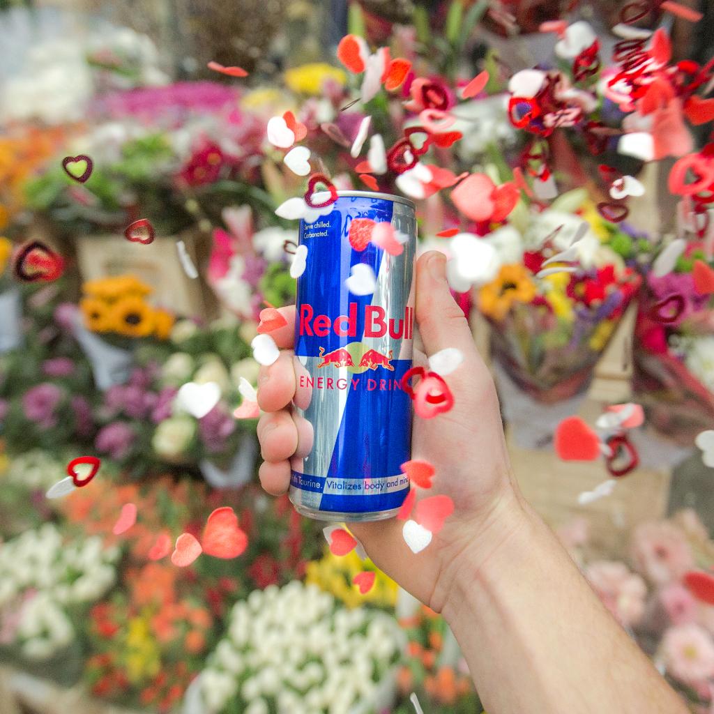 Red Bull, Dose, Blumenstand, Hand, Bunt, Hintergrundbild für iPad und Tablet