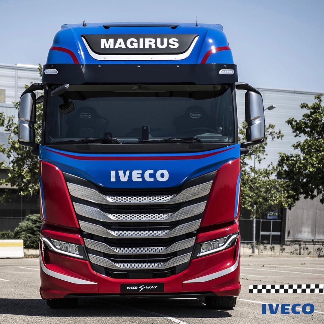 Iveco S-Way, Magirus, Iveco, Sattelzugmaschine, Lkw, Frontansicht, Rot-Blau, Tablet-Hintergrundbild