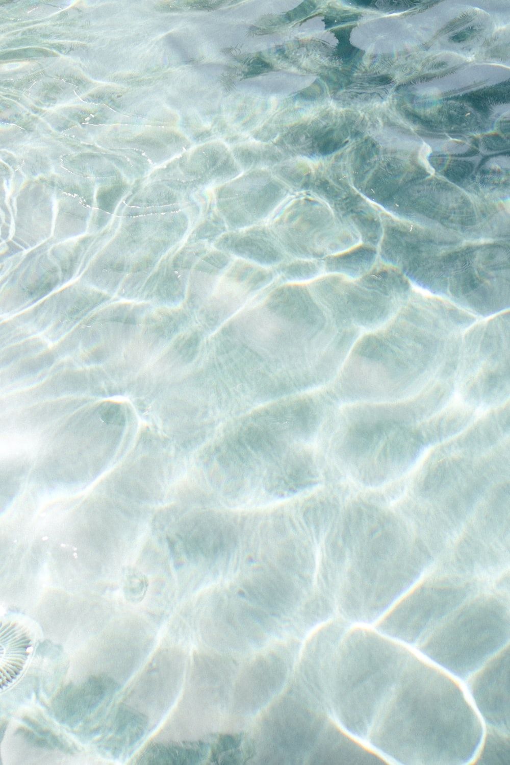 Wasseroberfläche, Lichtreflexe, Klares Wasser, Hell, Wellen, Hintergrundbild fürs iPad