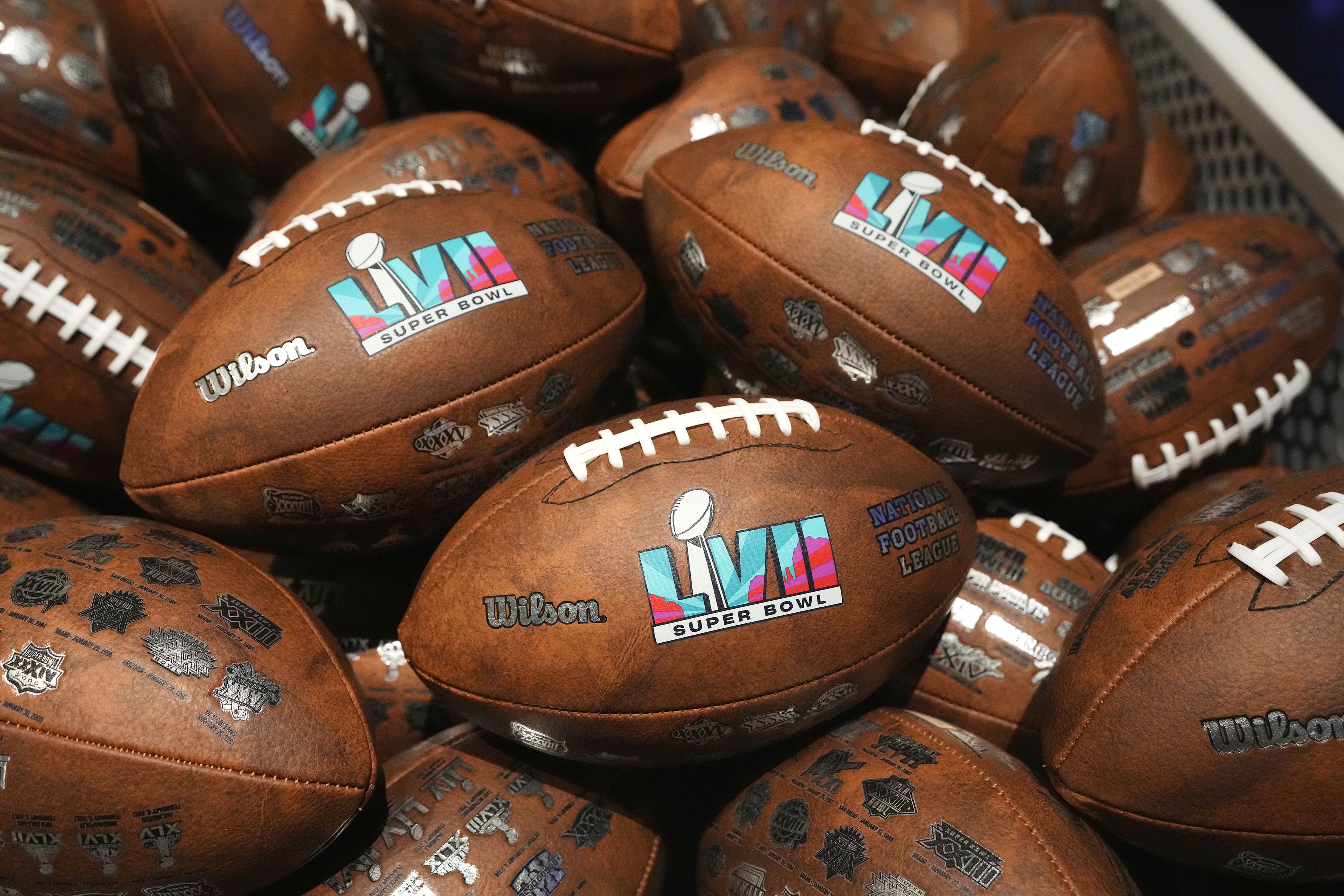 Footballs, Wilson, Super Bowl LVIII, Spielbälle, Leder, 2K, Hintergrund für den Desktop