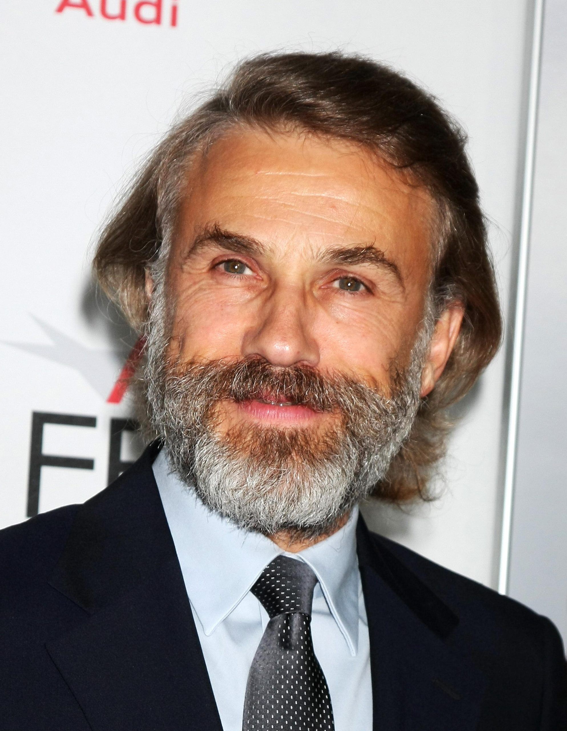 Christoph Waltz, AFI Fest, Grauer Bart, Anzug, Porträt, QHD+, Hintergrundbild fürs Tablet