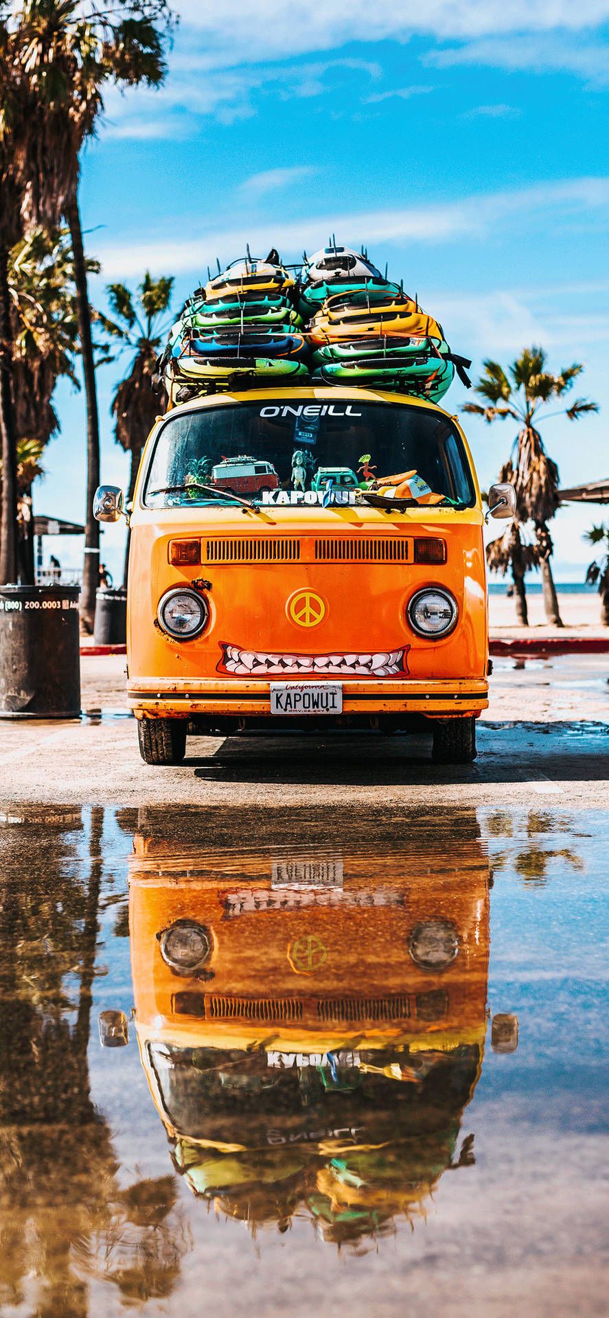 VW T2, VW Bulli, Surfbretter, Spiegelung, Orange, Hintergrundbild für iPhone und Android