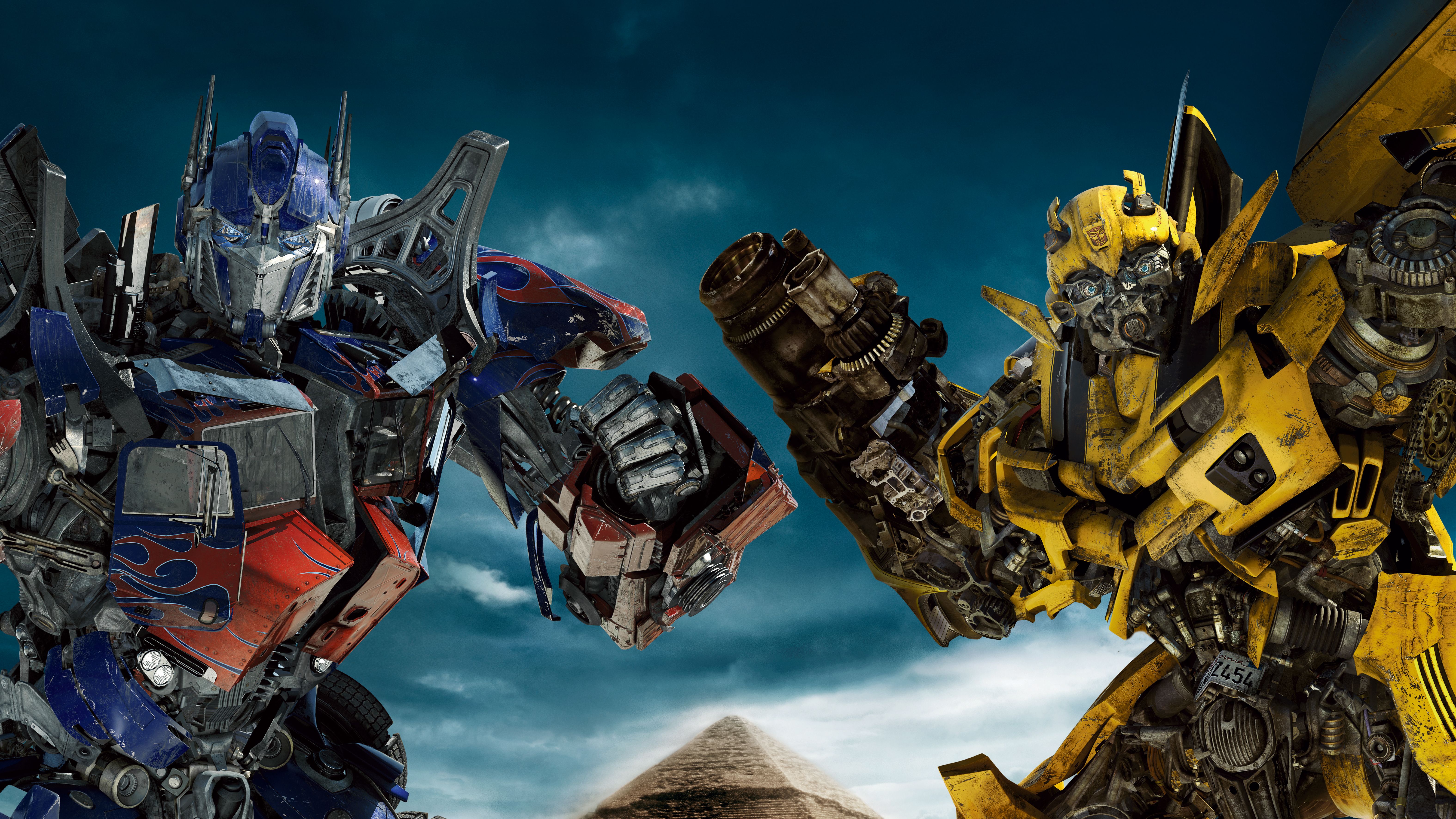 Optimus Prime, Bumblebee, Transformers – Die Rache, Pyramide, Roboter, 6K, Laptop-Hintergrundbild