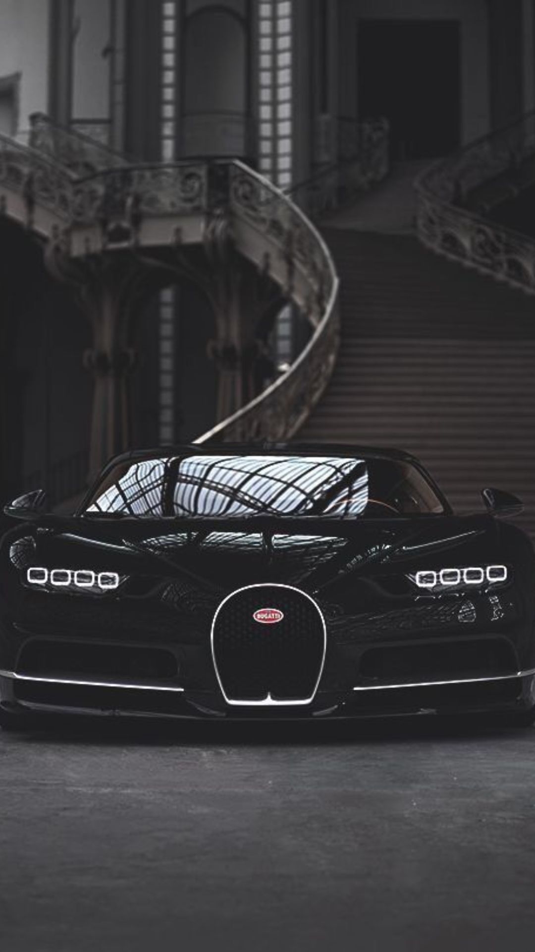 Bugatti Chiron, Schwarzes Auto, Treppe, Frontansicht, Dunkle Töne, 1080x1920, Handy-Hintergrund