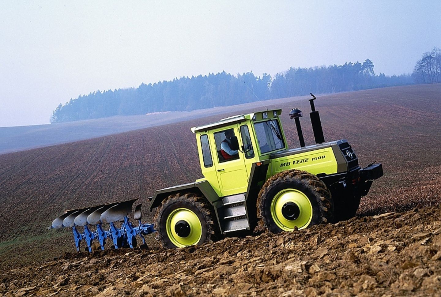 MB-trac, Traktor, Pflug, Acker, Gelb, HD, Hintergrundbild für den PC