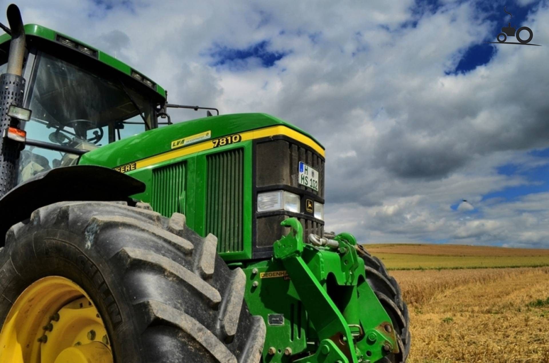 John Deere, Traktor, Nahaufnahme, Feld, Wolken, Full HD, Desktop-Hintergrund für Windows