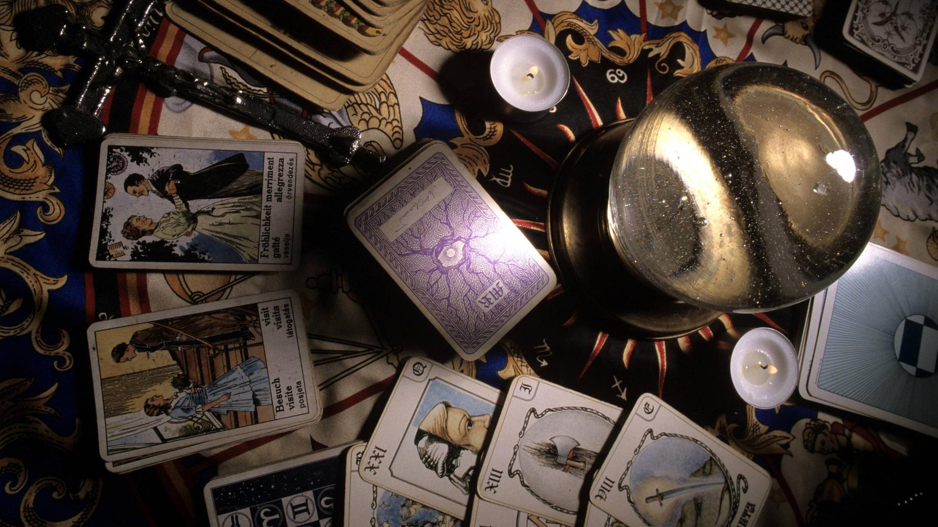 Tarotkarten, Kristallkugel, Kerzen, Wahrsagen, Mystisch, Full HD, PC-Hintergrundbild