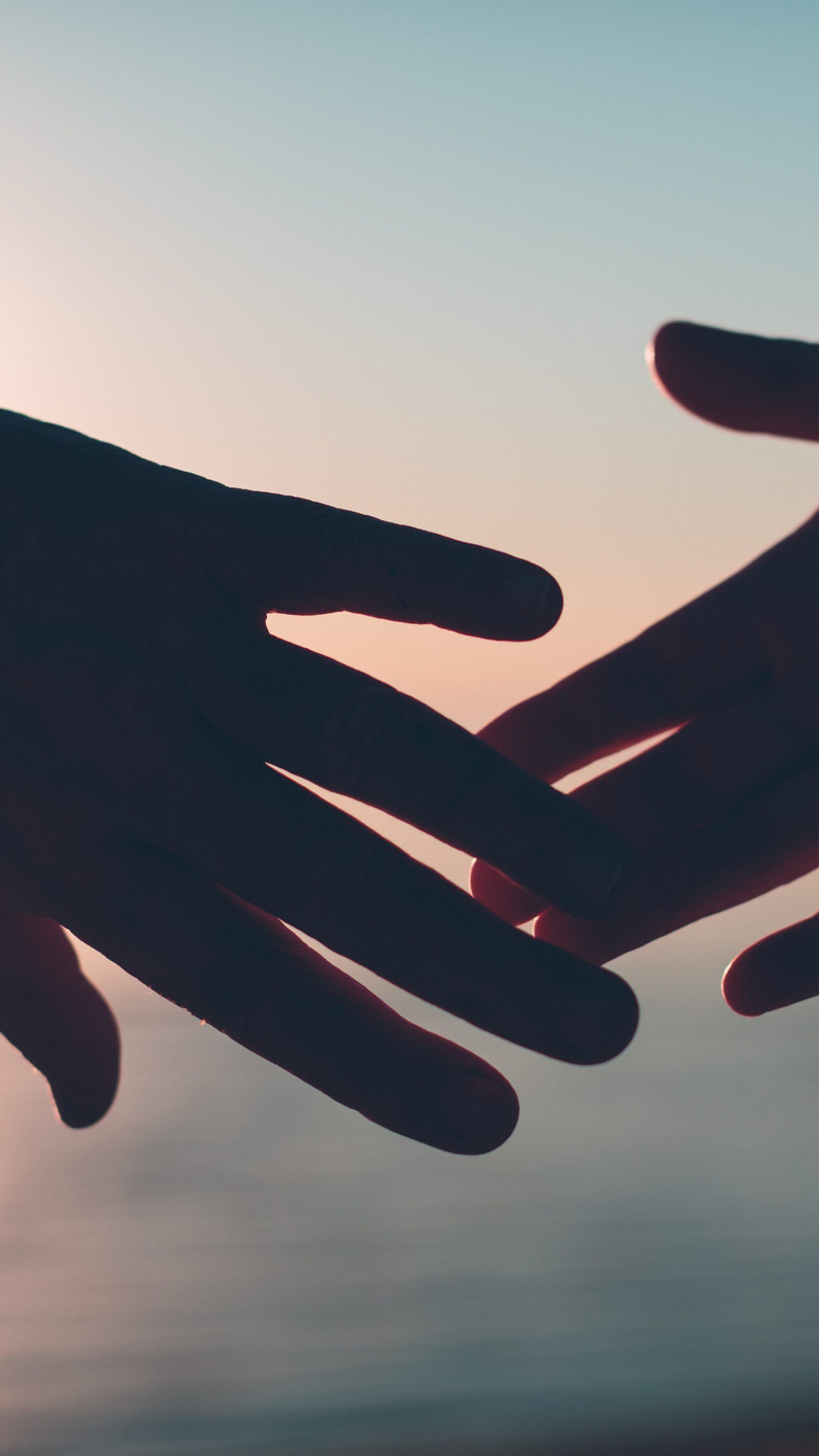 Händchen halten, Hände, Silhouette, Abendhimmel, Romantisch, QHD+, Handy-Hintergrund