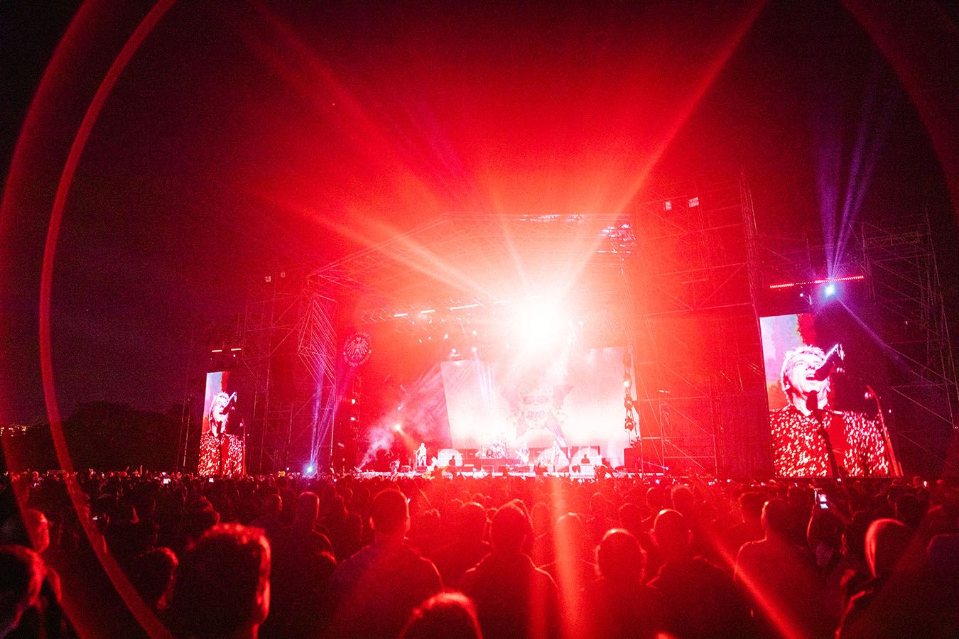 Konzert, Rotes Licht, Bühne, Publikum, Live-Show, HD, Hintergrund für den Desktop
