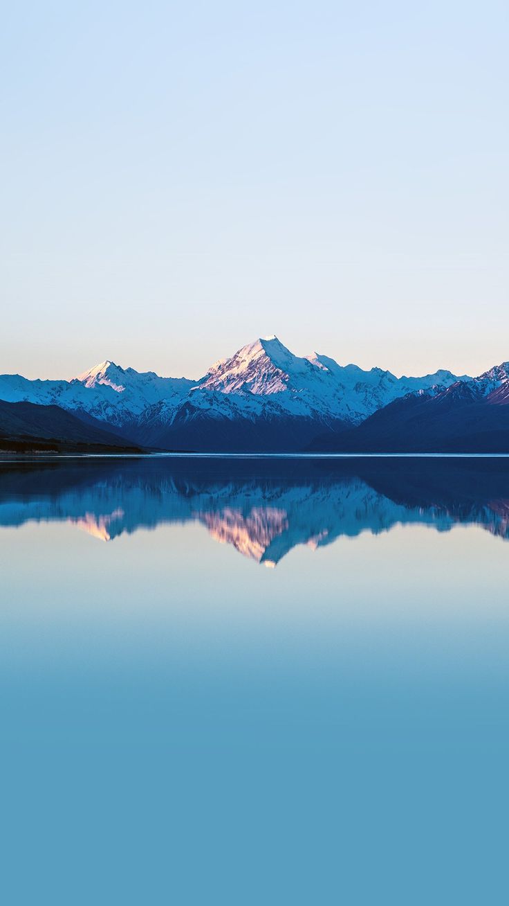 Bergsee, Schneeberg, Spiegelung, Minimalistisch, Hellblau, HD, iPhone-Hintergrundbild