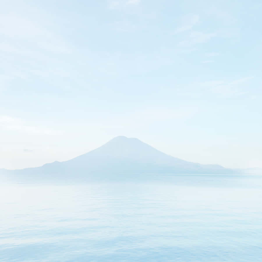 See, Berg, Nebel, Pastell, Minimalistisch, Hintergrundbild für iPad und Tablet