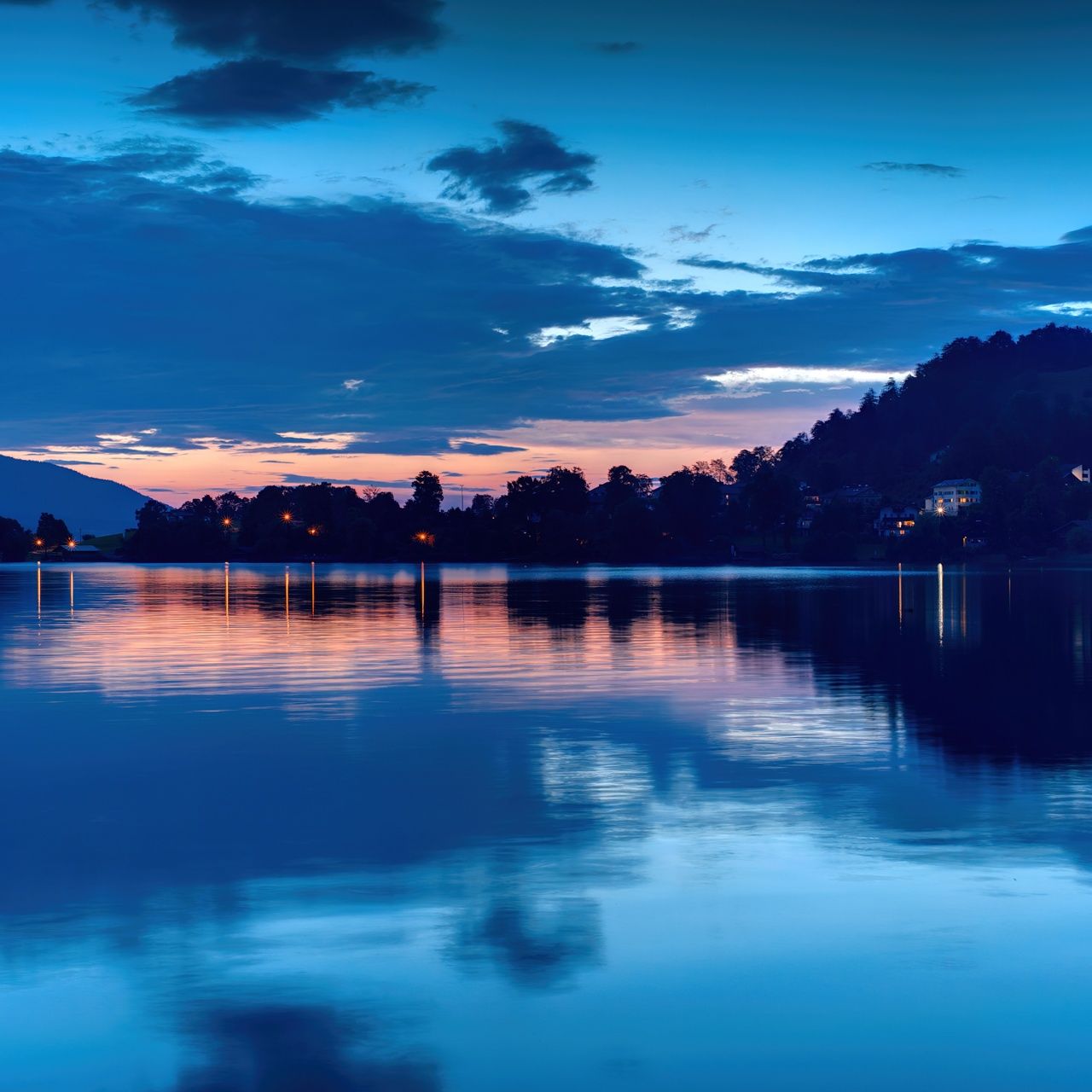 See, Blaue Stunde, Spiegelung, Wolken, Hügel, HD, Hintergrundbild fürs Tablet