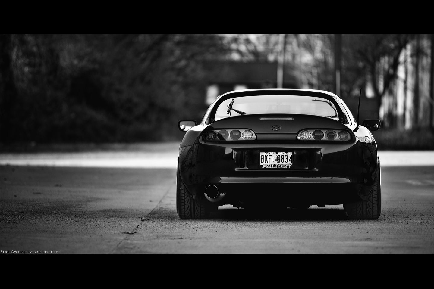 Toyota Supra MK4, Schwarzweiß, Heckansicht, Straße, HD, Hintergrundbild für den PC