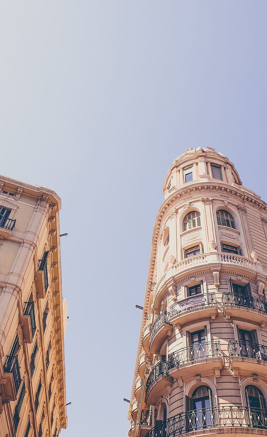 Barcelona, Altbau, Fassade, Froschperspektive, Pastellhimmel, Android-Hintergrundbild