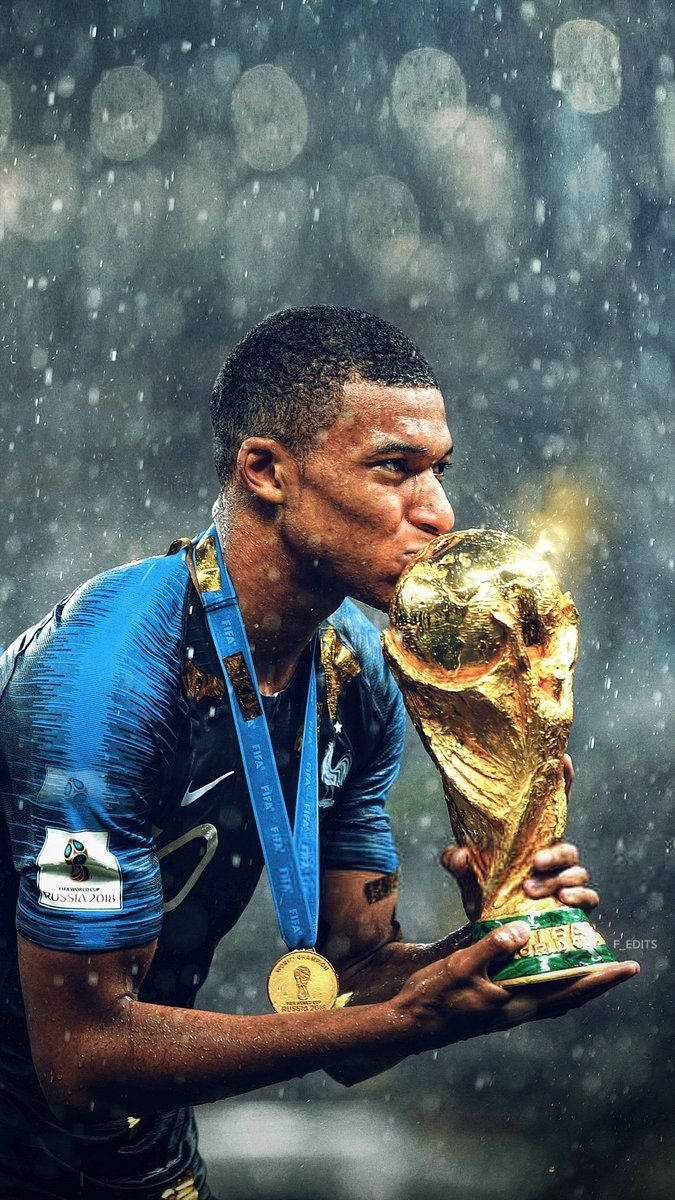 Kylian Mbappé, WM-Pokal, Französische Nationalmannschaft, Weltmeister, Kuss, Regen, Sperrbildschirm