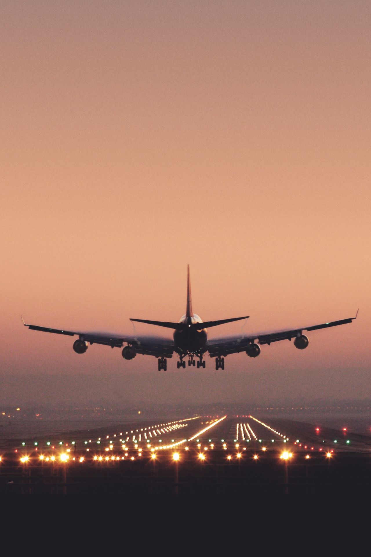 Boeing 747, Landebahn, Landeanflug, Abenddämmerung, Befeuerung, Full HD, Handy-Hintergrund