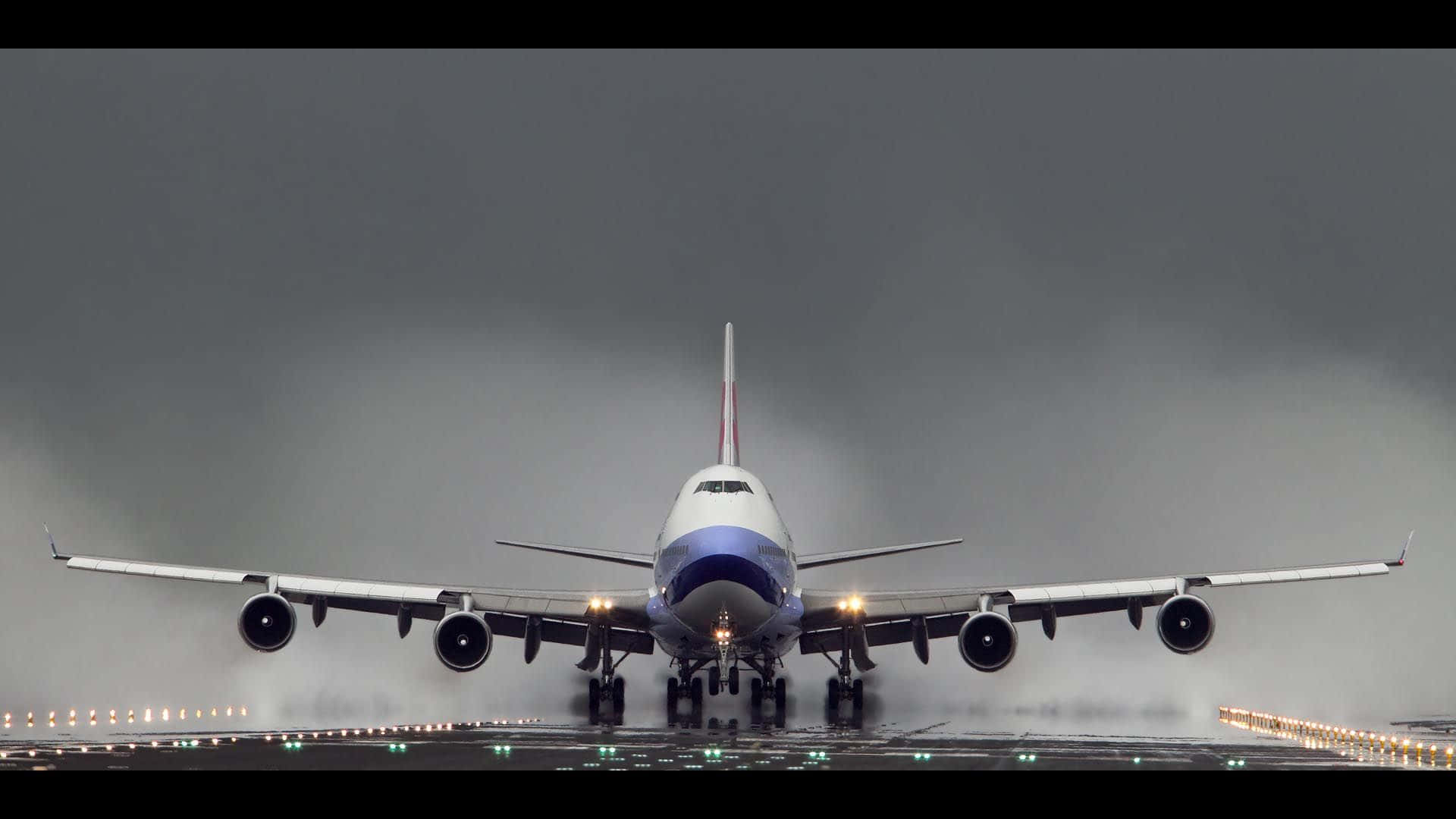 Boeing 747, Landung, Gischt, Regen, Frontansicht, Full HD 1080p, Desktop-Hintergrundbild