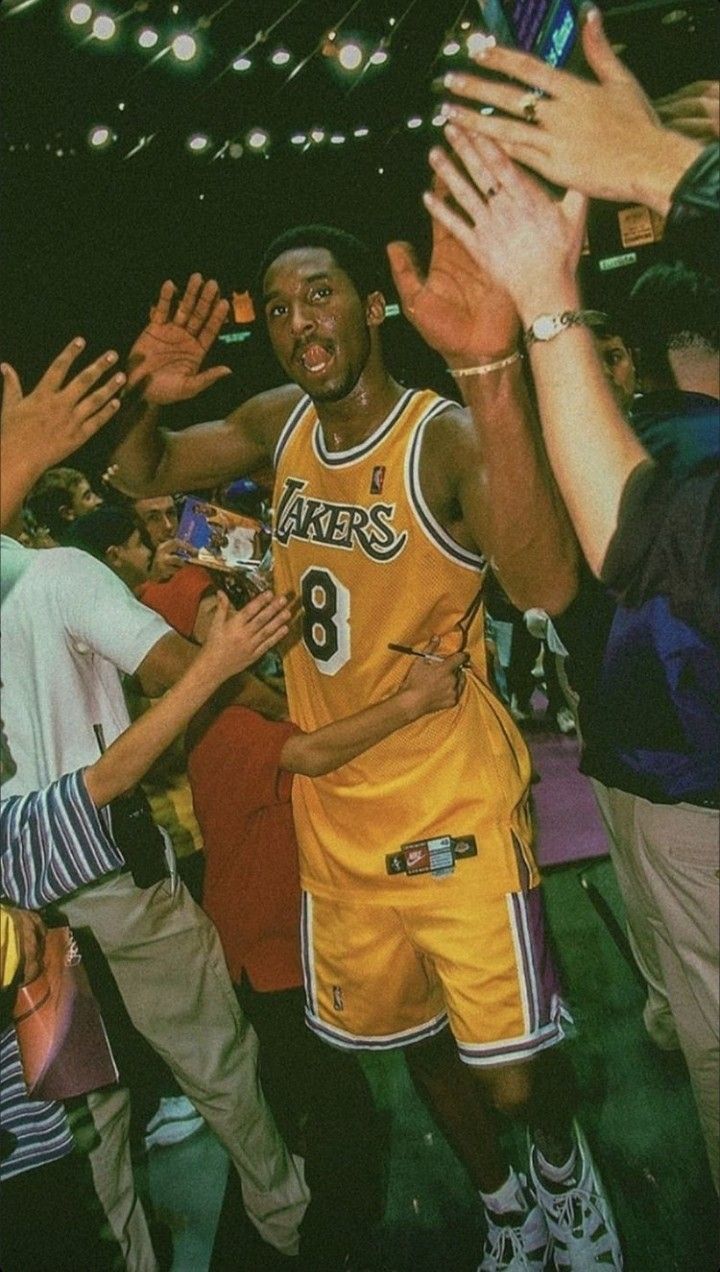 Kobe Bryant, Los Angeles Lakers, Fans, Hände, Jubel, Nummer 8, HD, Handy-Hintergrundbild