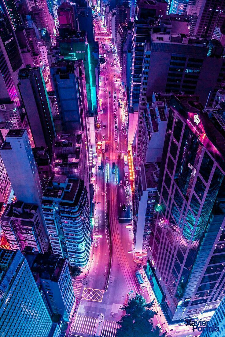 Wolkenkratzer, Vogelperspektive, Neonlicht, Straße, Lila, Hintergrundbild fürs Handy