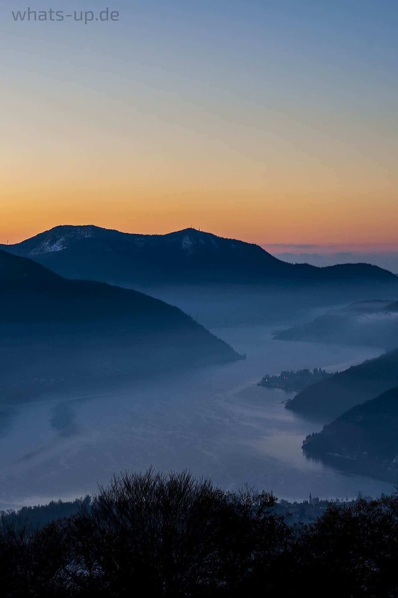 Berge, Nebel, Tal, Sonnenuntergang, Blaue Stunde, Full HD, Sperrbildschirm fürs iPhone