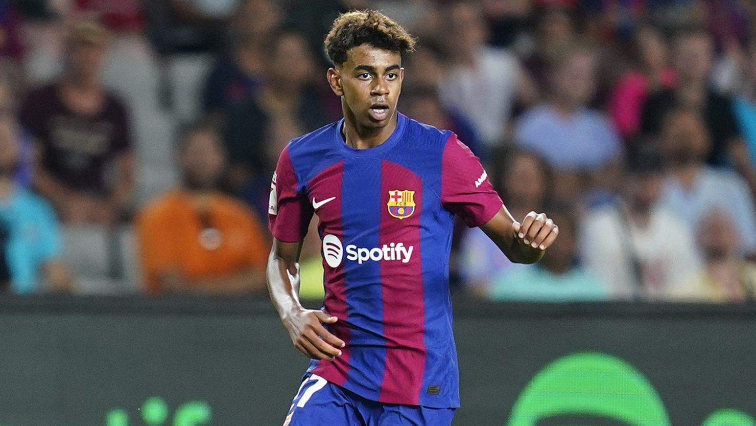 Lamine Yamal, FC Barcelona, Spotify, Stadion, Spielszene, HD, Laptop-Hintergrundbild
