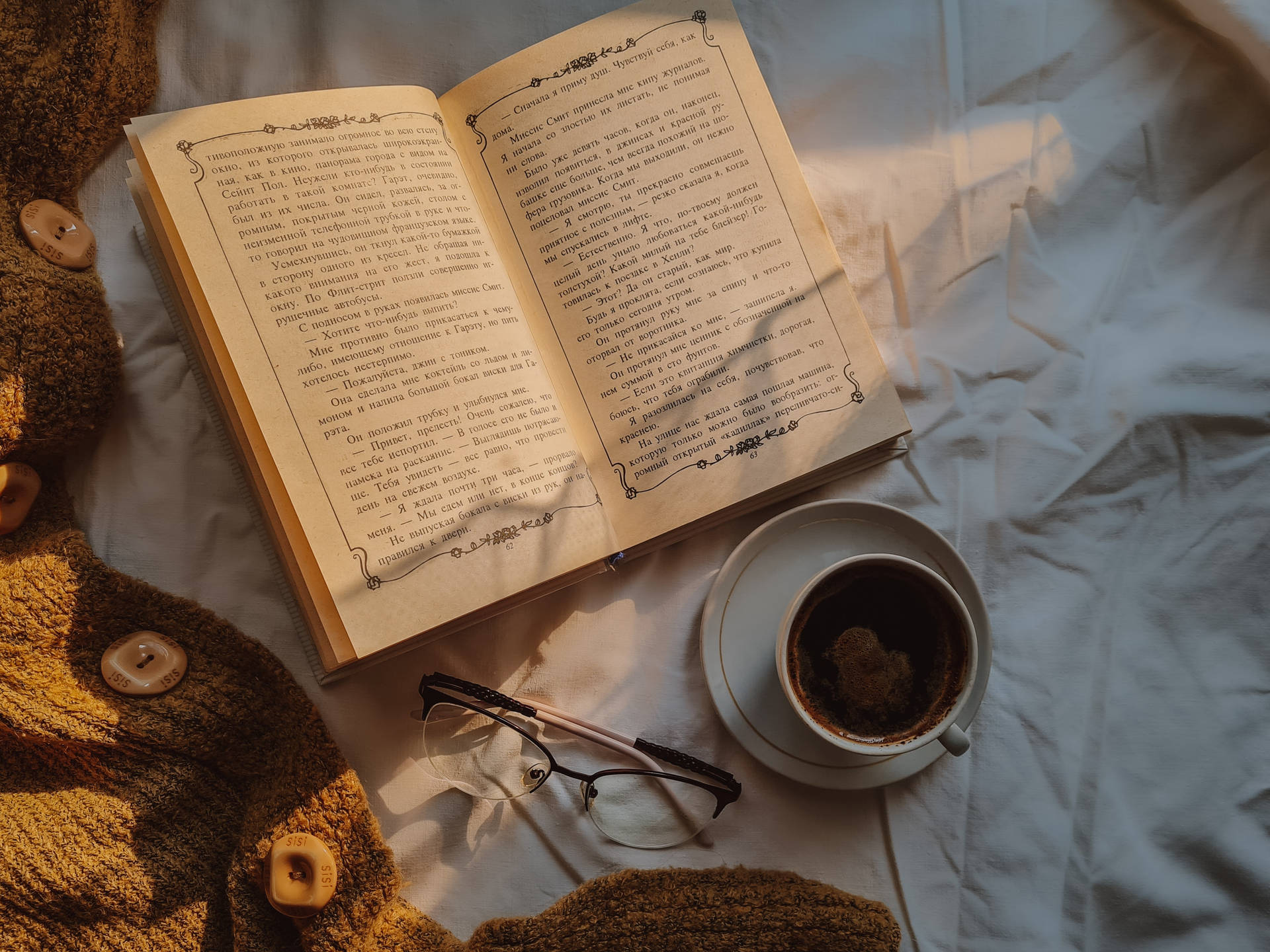 Offenes Buch, Kaffeetasse, Brille, Bettdecke, Gemütlich, Full HD, Tablet-Hintergrund