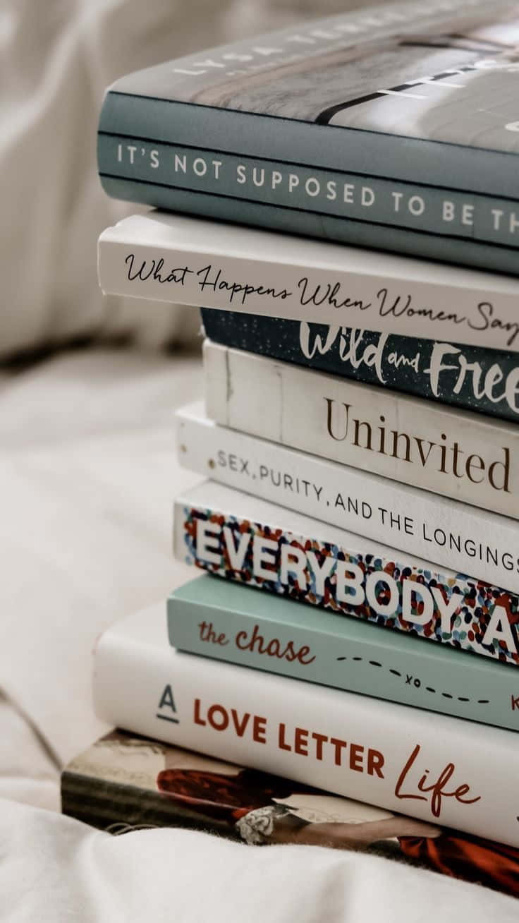 Bücherstapel, Buchrücken, Titel, Bettdecke, Pastelltöne, HD, Handy-Hintergrund