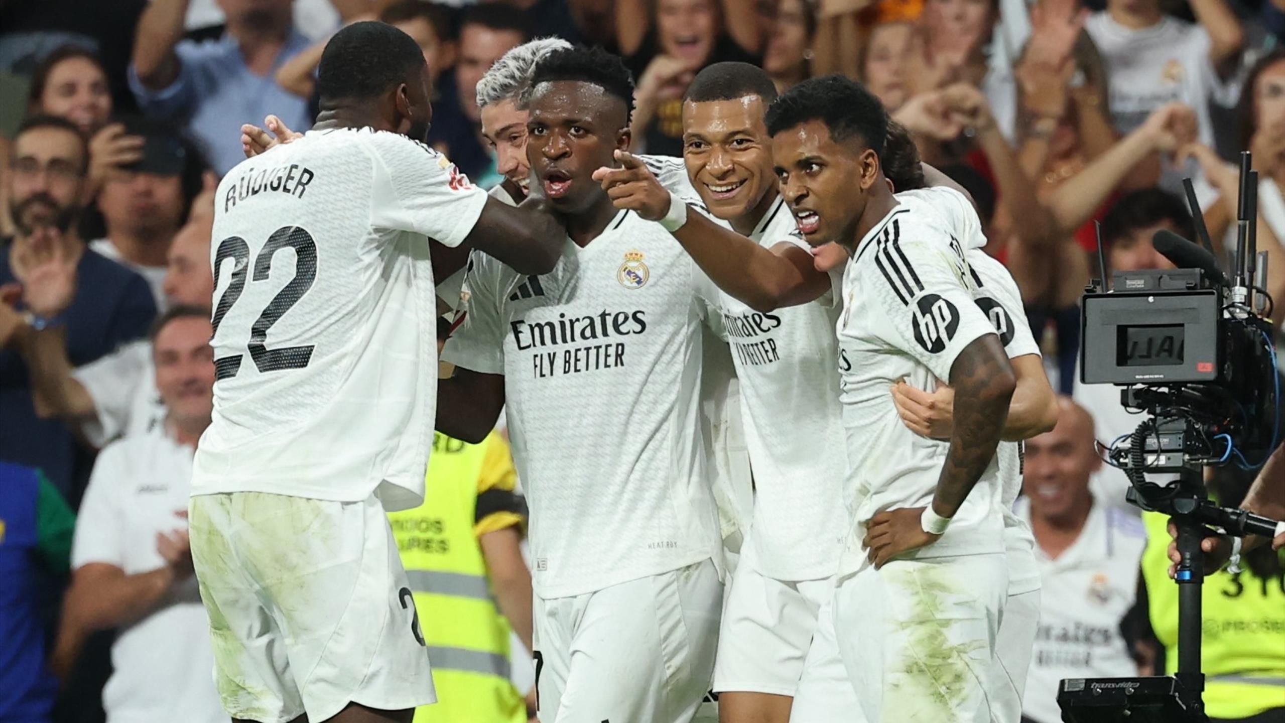 Kylian Mbappé, Vinícius Júnior, Rodrygo, Antonio Rüdiger, Real Madrid, Torjubel, Mannschaft, 2K-PC-Hintergrundbild