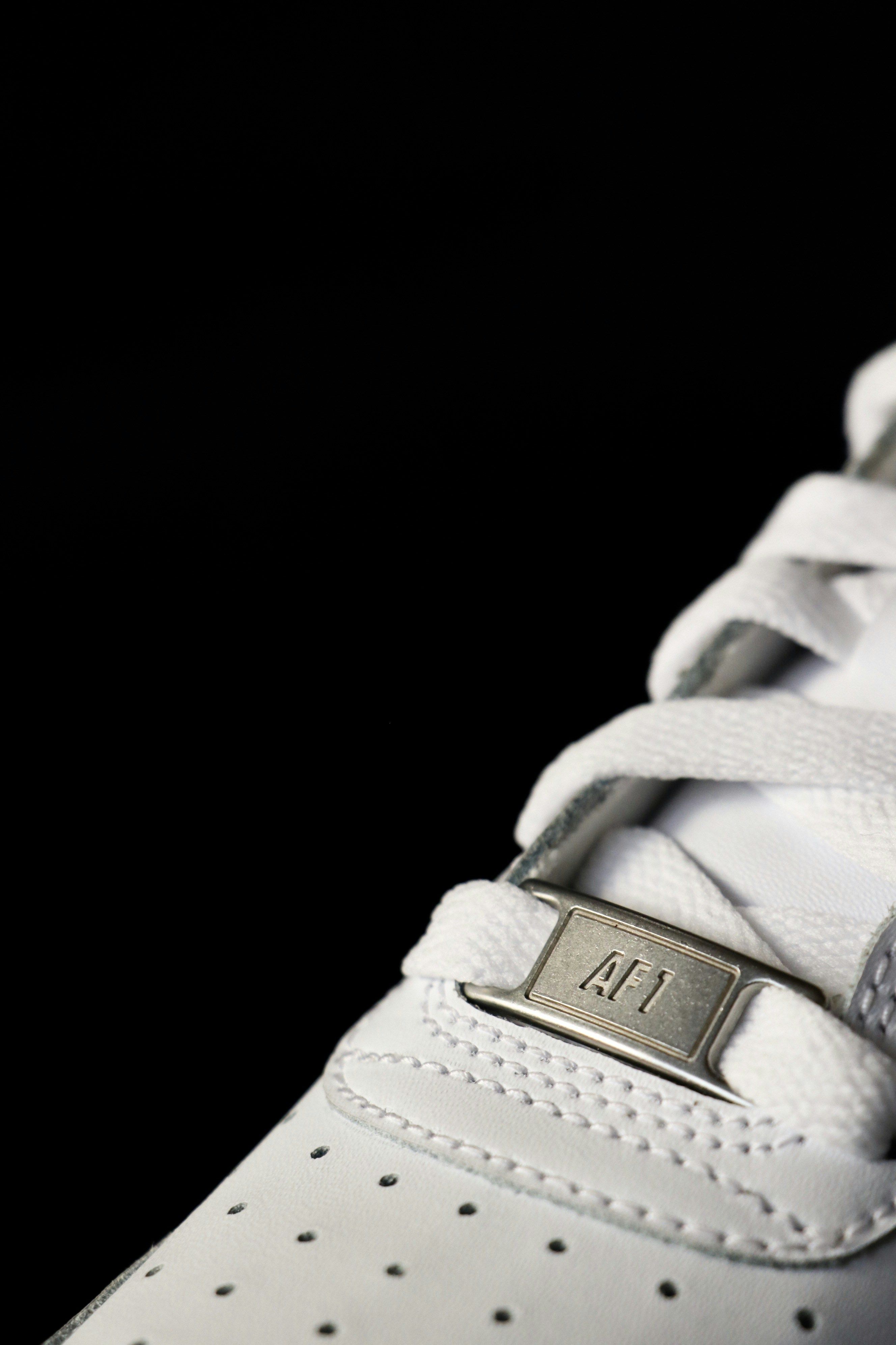 Nike Air Force 1, Nahaufnahme, Weiß, Schwarz, QHD+, Hintergrundbild fürs Handy